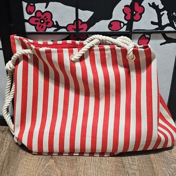 EltaMD Striped Skincare Beach Tote Bag - Picture 4 of 4
